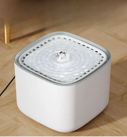 Automatic cat water fountain with a quiet circulating pump and filtered bowl