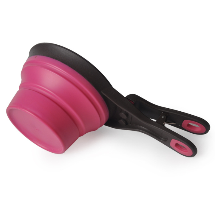 Collapsible travel dog bowl in pink