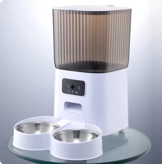 Smart Pet Feeder with HD Camera & 2-Way Voice – 5L Auto Dispenser